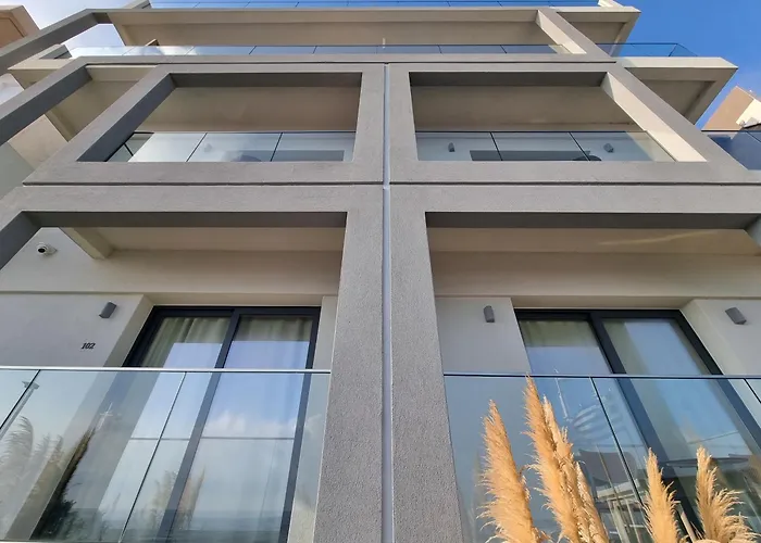Maritime Suites