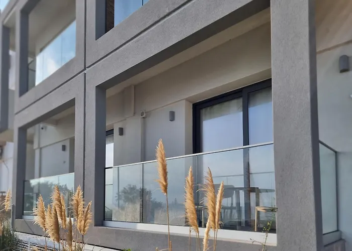 Maritime Suites
