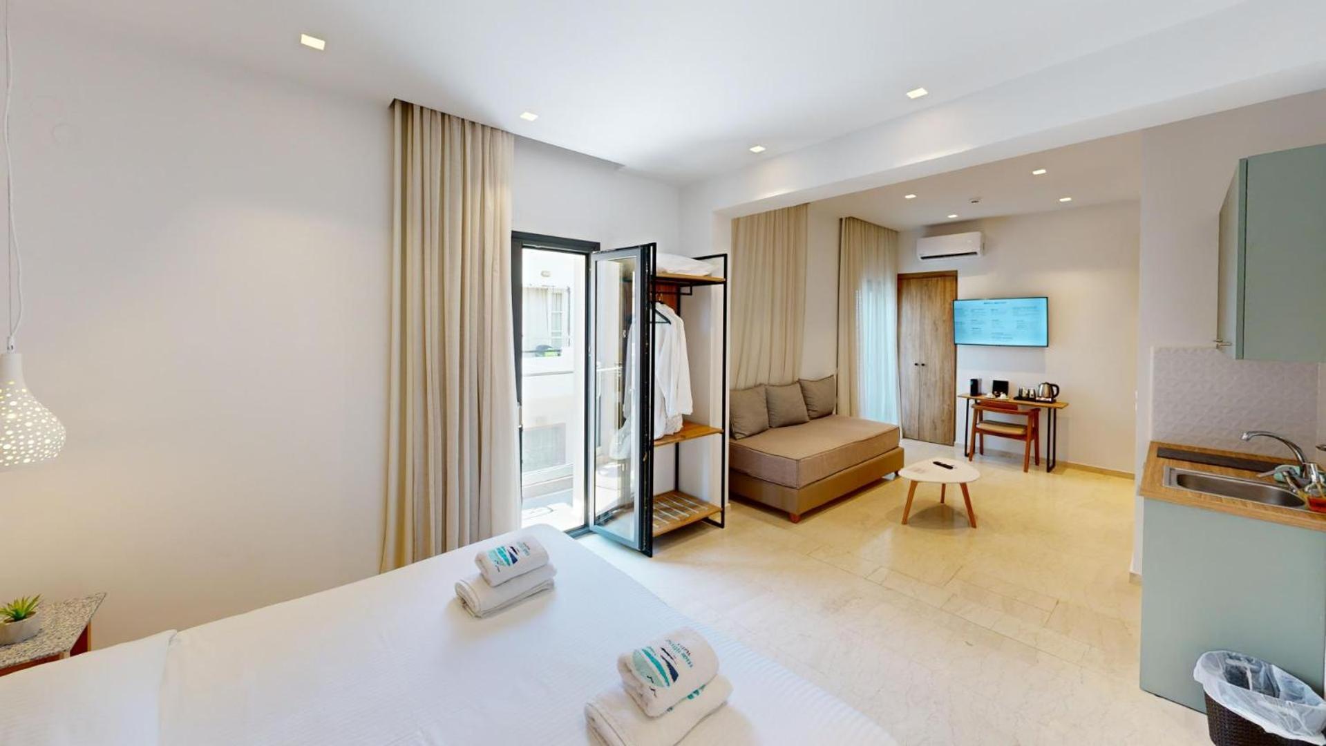 Maritime Apartment